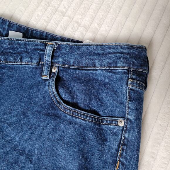 Plus Size Mom Jeans Ultra High Waist Blue Denim Size 24 Women’s Curvy Fit - Picture 8 of 10